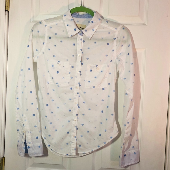 Hollister Tops - Hollister White with Blue Polka Dots Button Up